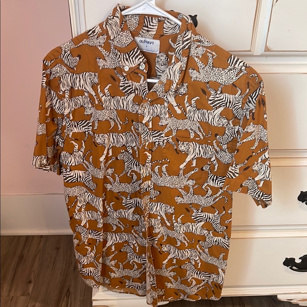 Old Navy Men's Brown Animal Print Shirt